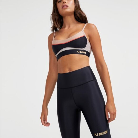 Sweeper Sports Bra - Picture 3 of 3